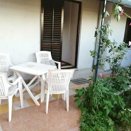 Apartman Tea Apartment พูลา ภายนอก รูปภาพ